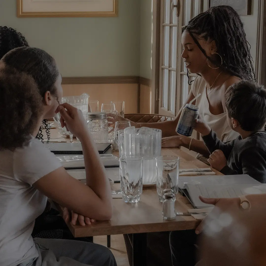 les-complices-a-table-ambiance-famille